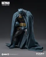 Queen Studios INART Action - Batman: The Dark Knight Returns - Batman (Blue Suit) Action Figure - DC Comics - photo 10