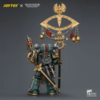 JOYTOY Sons of Horus Maloghurst the Twisted, the Warmaster's Equerry with Legion Standard and Banestrike Bolter - Warhammer 40K - photo 3