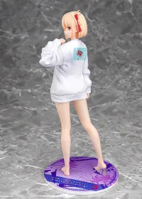 Phat! Company Chisato Nishikigi: Oversized Sweatshirt Ver. - Lycoris Recoil - photo 3