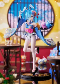 FuRyu Re:ZERO -Starting Life in Another World- Rem Wa-Bunny 1/7 Scale Figure - Re:ZERO -Starting Life in Another World- - photo 1