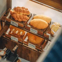 ANAVRIN Ikseong-dong Hanok Salt Bread Bakery - Art & Display - photo 2