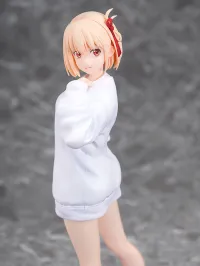Phat! Company Chisato Nishikigi: Oversized Sweatshirt Ver. - Lycoris Recoil - photo 7