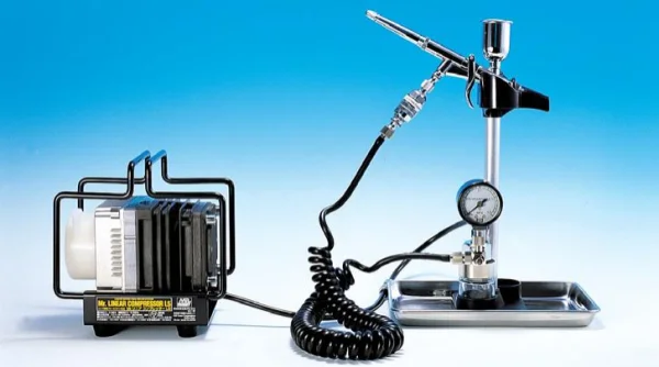 Mr. Linear Compressor L5 / PS-290 Airbrush Set