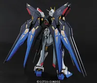 BANDAI HOBBY PG Strike Freedom Gundam - Mobile Suit Gundam SEED Destiny - photo 2
