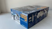KAIYODO [KAIYODO] [UNPAINTED] ARTPLA tourists and giraffe set - Scale Kits - photo 8