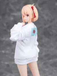 Phat! Company Chisato Nishikigi: Oversized Sweatshirt Ver. - Lycoris Recoil - photo 6