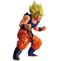 BANDAI Super Saiyan Son Goku (Battle of the Super Saiyan) - Dragon Ball Z - photo 6