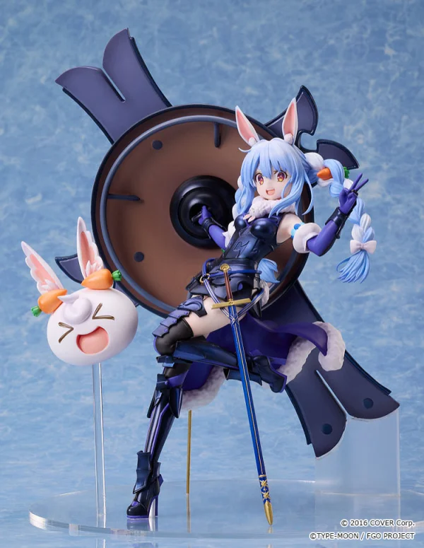 Usada Pekora × Mash Kyrielight 1/7 Collaboration Figure