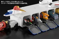 GOOD SMILE COMPANY THE GATTAI Kaiser Carrier - The Brave Express Might Gaine - photo 4
