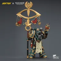 JOYTOY Sons of Horus Maloghurst the Twisted, the Warmaster's Equerry with Legion Standard and Banestrike Bolter - Warhammer 40K - photo 4